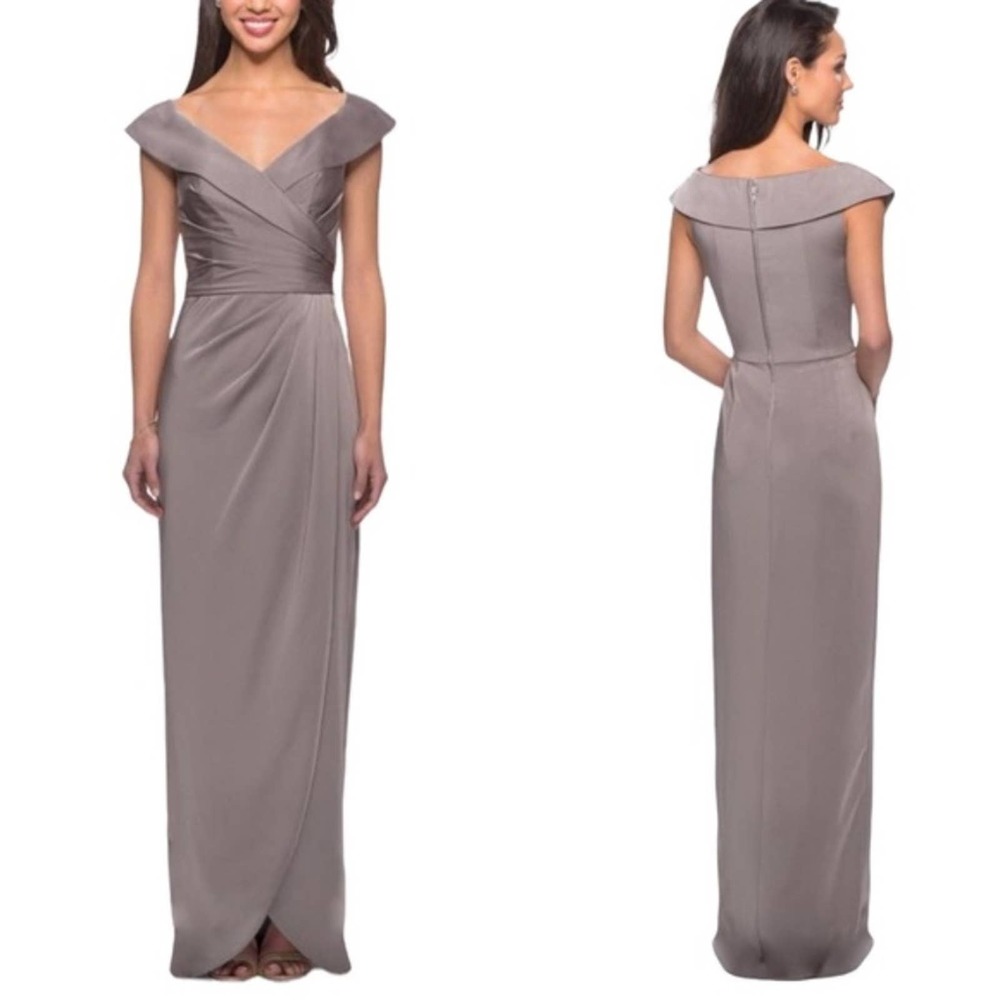 Brand New La Femme Off Shoulder Column Dress 25206 sz 10